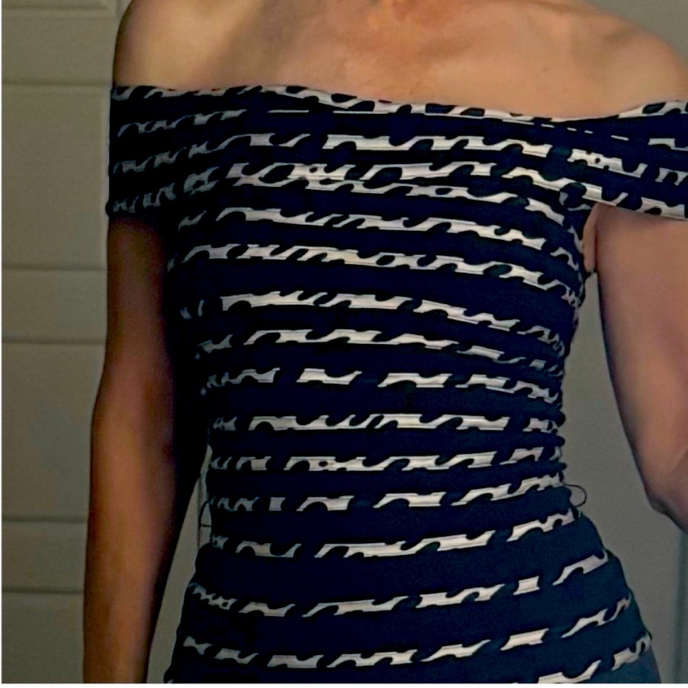 JS Collections Classic off the shoulder top.